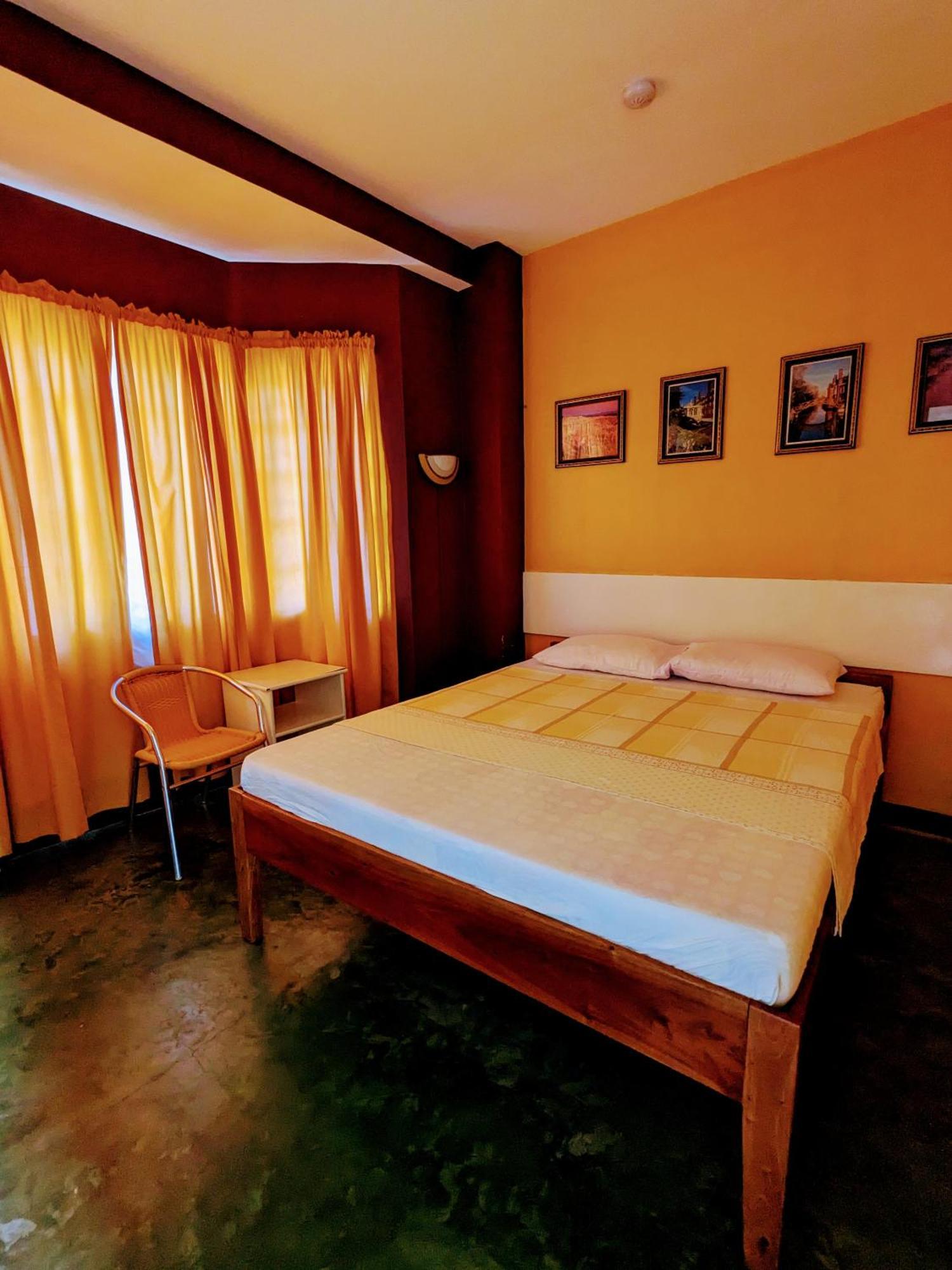 Citadel Alona Inn Panglao City Exterior foto